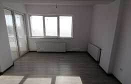 Apartament 2 camere, etaj intermediar, zona PETROM 