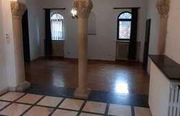 Casacu 4 camere, 119 mp, 2 parcari, zona linistita!