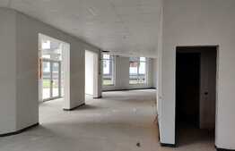 Spatiu comercial de inchiriat, 133 mp, zona Vivo