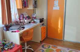 Apartament 3 camere, 61 mp, etaj intermediar, zona strazii Stejarului