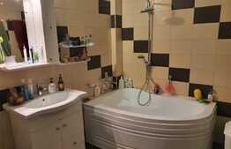 Apartament 3 camere, 61 mp, etaj intermediar, zona strazii Stejarului