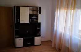 3 camere, etaj intermediar, parcare, zona Teilor