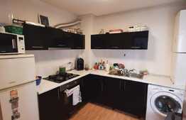 3 camere, etaj intermediar, parcare, zona Teilor