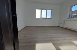 Apartament 3 camere, la cheie, parcare, zona Calea Turzii