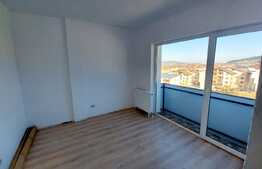 2 camere, finisat, etaj 1,  parcare subterana, zona strazii Teilor!