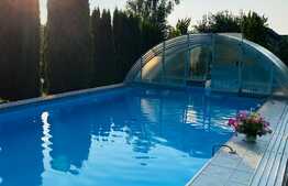 Vila exclusivista cu piscina, 300 mp utili, 1100 mp teren