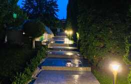 Vila exclusivista cu piscina, 300 mp utili, 1100 mp teren