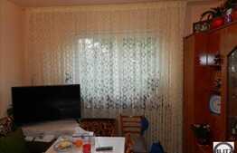 Apartament de vanzare, 3 camere, etaj intermediar, zona Minerva!