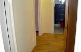 Apartament 3 camere decomandat, 65 mp, zona Big. Boxa inclusa!