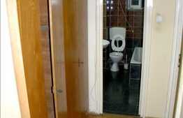 Apartament 3 camere decomandat, 65 mp, zona Big. Boxa inclusa!