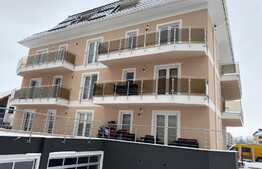 Apartament 3 camere, zona Tractorul