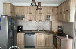 Apartament 3 camere, zona Tractorul