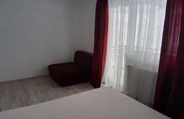 Apartament cu 3 camere, loc de parcare, zona VIVO!