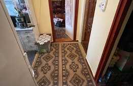 Apartament cu 3 camere, zona Bucium