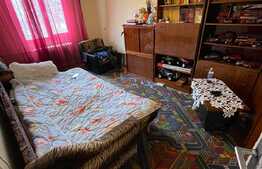 Apartament cu 3 camere, zona Bucium