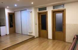 Apartament cu 4 camere, 100 mp, zona UMF