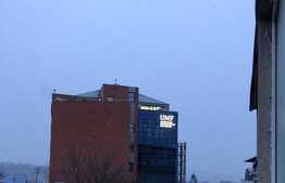 Apartament cu 4 camere, 100 mp, zona UMF