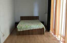 Garsoniera de inchiriat, 27 mp utili, terasa, zona UMF