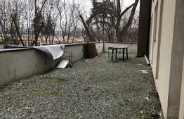 Garsoniera de inchiriat, 27 mp utili, terasa, zona UMF