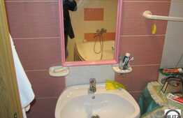 Apartament cu 2 camere, 60 mp, cu curte interioara,  zona strazii Urusagului