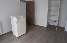 4 camere, 78 mp, curte, 80 mp, zona VIVO