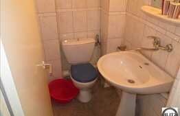 De vanzare apartament 3 camere, 86 mp utili, decomandat, zona strazii Lunii