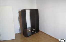 De vanzare apartament 3 camere, 86 mp utili, decomandat, zona strazii Lunii