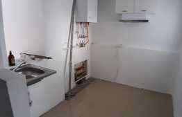 Apartament 4 camere, 78 mp, curte, 80 mp, intrare separata, zona VIVO