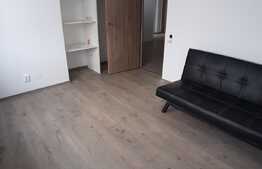 Apartament 4 camere, 78 mp, curte, 80 mp, intrare separata, zona VIVO