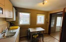 Apartament la casa de 68mp, zona Centrala !!