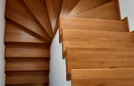 Casa cuplata de vanzare, 109 mp, 250 mp teren, acces bus, finisat la cheie