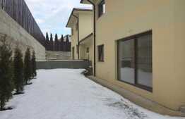 Casa de vanzare, 135 mp, 350 mp teren, garaj, zona exclusivista de case!