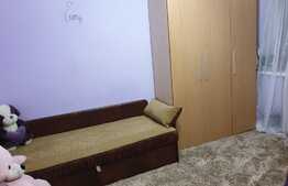 2 camere decomandat, 52 mp, zona strazii Parang 