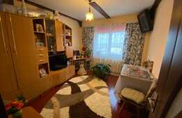 Apartament 3 camere, Zona Noua