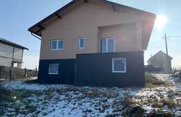 Casa semifinisata,150mp utili, 780 mp teren, Campenesti