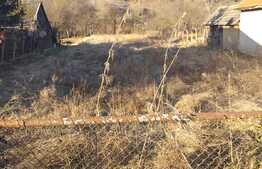 Teren intravilan Savadisla, 1400 mp, front 22 ml