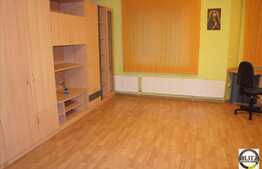 Inchiriere apartament cu 4 camere, 140 mp, zona Dambul Rotund