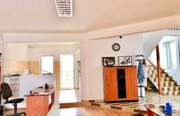 Duplex 140 mp, teren 300mp, 4 camere, ideal pentru o firma!