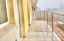 Duplex 140 mp, teren 300mp, 4 camere, ideal pentru o firma!