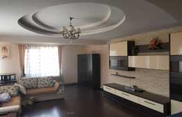 Casa de vanzare in Sanpetru, 800 mp teren!