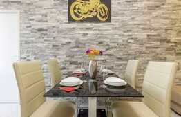 Apartament de lux cu 3 camere, parcare, semicentral, zona Piata Abator