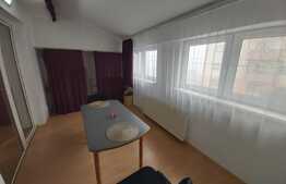 Apartament cu o camera si terasa inchisa, 47 mp, zona Calea Turzii
