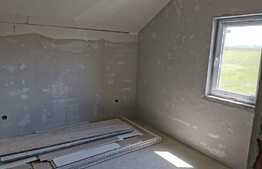 De vanzare casa individuala,118 mp utili, 440 mp teren, zona linistita