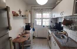 Bucatarie inchisa, etaj intermediar, zona Eroilor