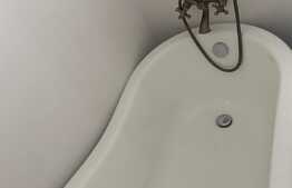 Garsoniera pe care o poti aranja dupa bunul plac! Zona stadion CFR.