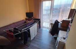 Apartament 4 camere, zona Regal