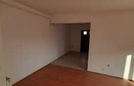 Apartamnet 2 camere, parcare, etaj intermediar, 54 mp, zona Eroilor!