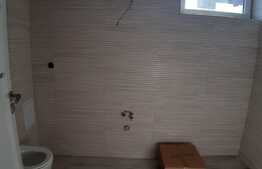 Spatiu comercial, 3 camere, 70 mp, gradina 21 mp, zona Tineretului