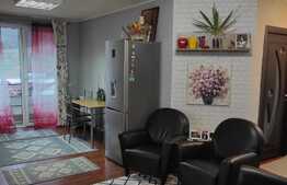 Oportunitate! 3 camere, parcare, etaj intermediar, zona Florilor!