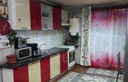 Oportunitate! 3 camere, parcare, etaj intermediar, zona Florilor!